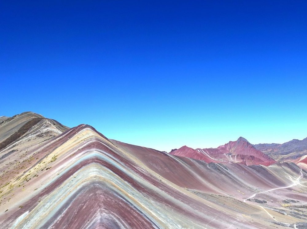 Montaña de colores y Valle Rojo